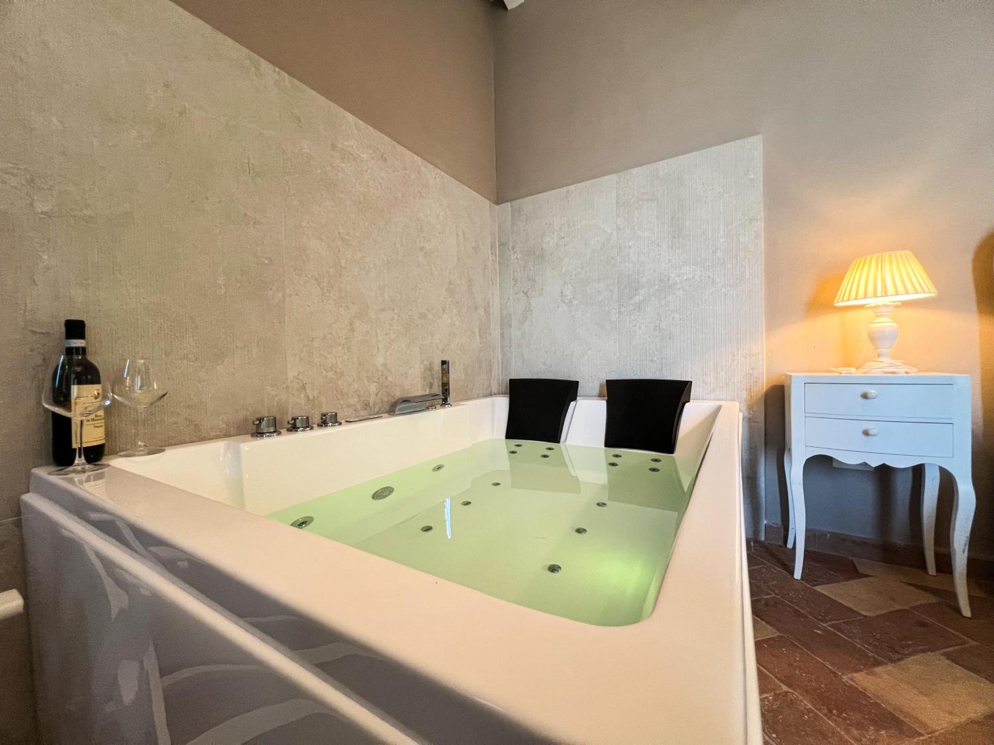 Antica Quercia Villa & Spa Chianciano Terme Exterior foto